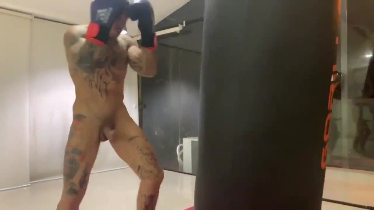 cameron irving recommends Nude Mma Fighters
