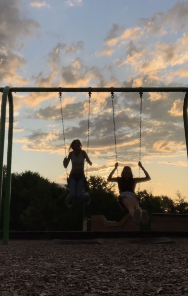 Swinging With Friends Tumblr maigres xxx