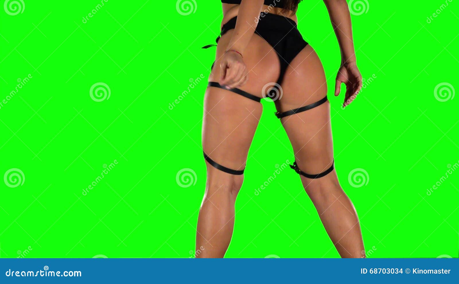 dominique louw add hot sexy girls twerking photo