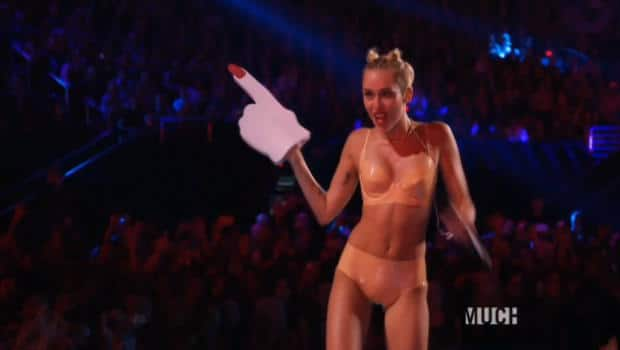 miley cyrus backstage sex