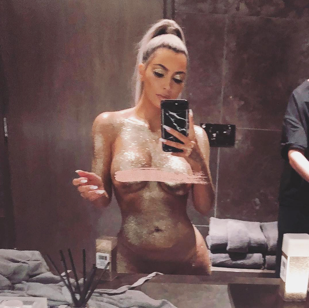 danny gam recommends kim kardashian and emily ratajkowski nude uncensored pic