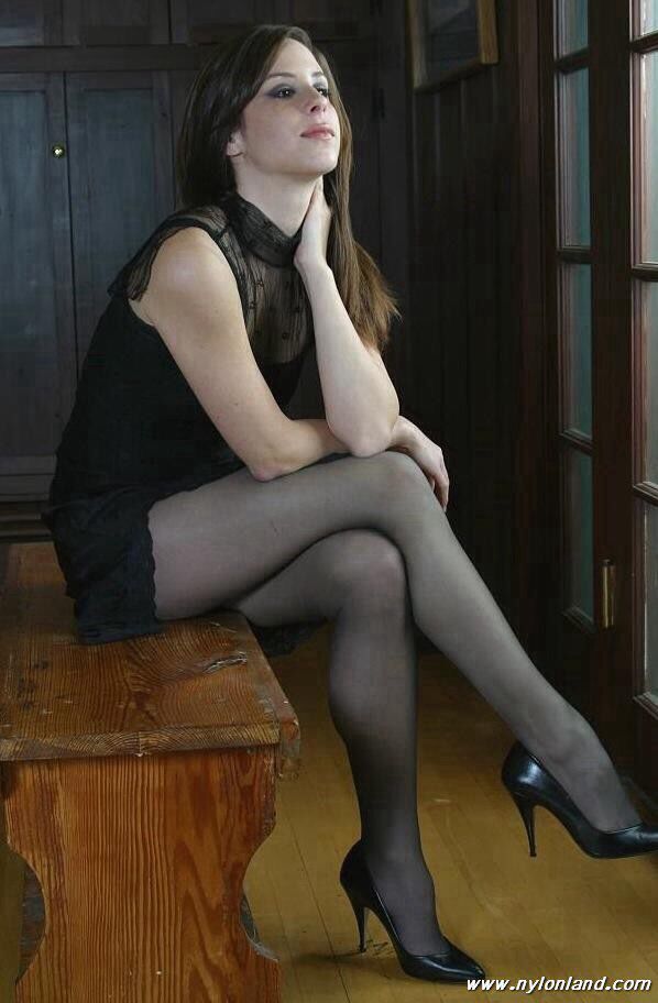 anja jakubovic recommends Crossdressers In Nylon Stockings