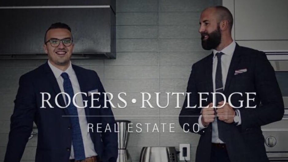 brian tarvin recommends nude real estate agents pic