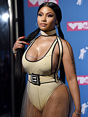 nicki minaj boobs uncensored