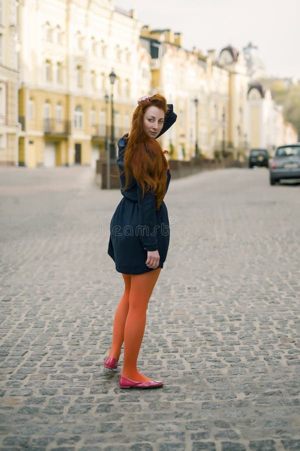 aaron van langen recommends Ginger In Red Pantyhose