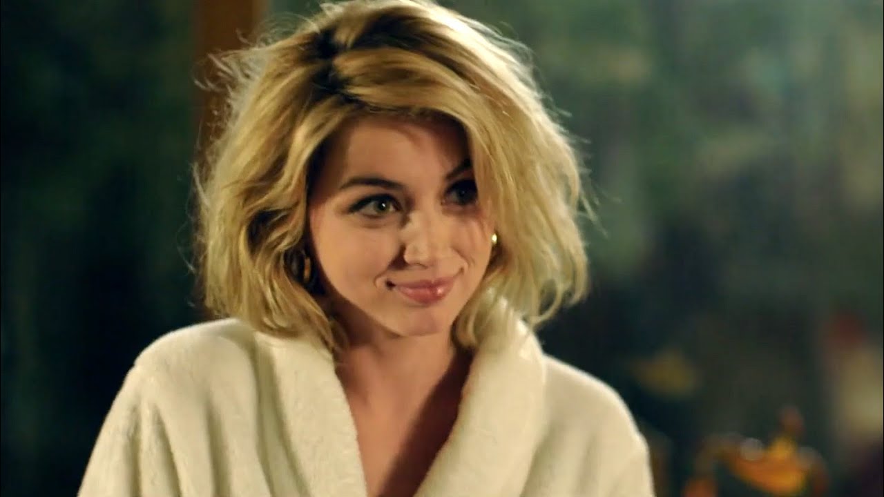 bryan siow recommends ana de armas knock knock dance pic