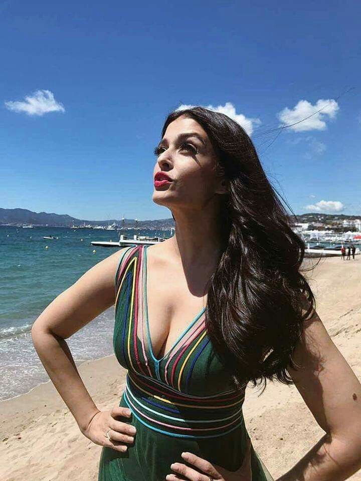 Best of Aishwarya rai bachchan hot