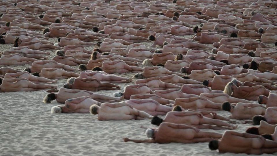 corinne kurtz recommends 3 Japanese Girls Naked On Beach Porn 3 Hours