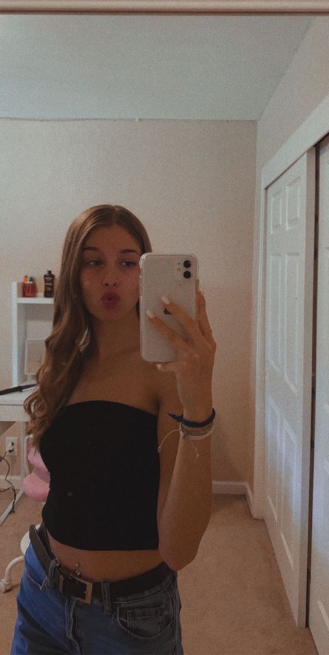 hot brunette mirror selfie