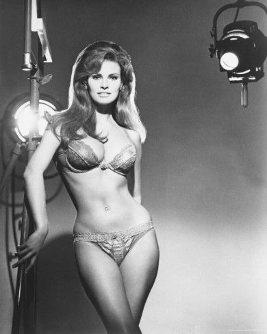 raquel welch young hot