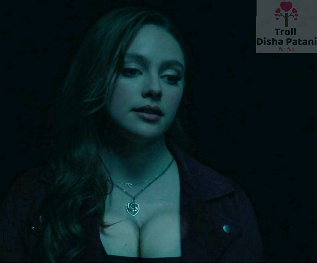 daniel favila recommends danielle rose russell cleavage pic