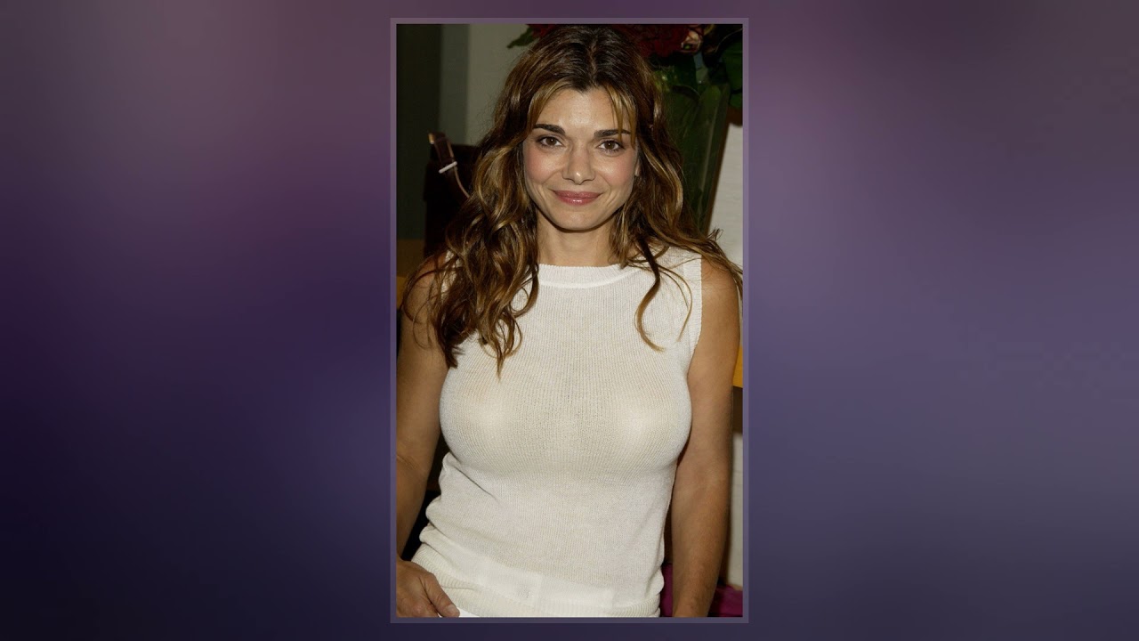 chloe neil recommends laura san giacomo hot pic
