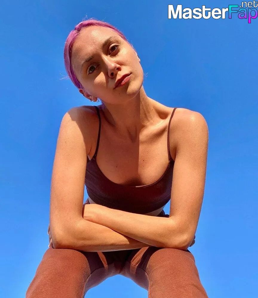 berit johansen recommends alyson stoner nude pic