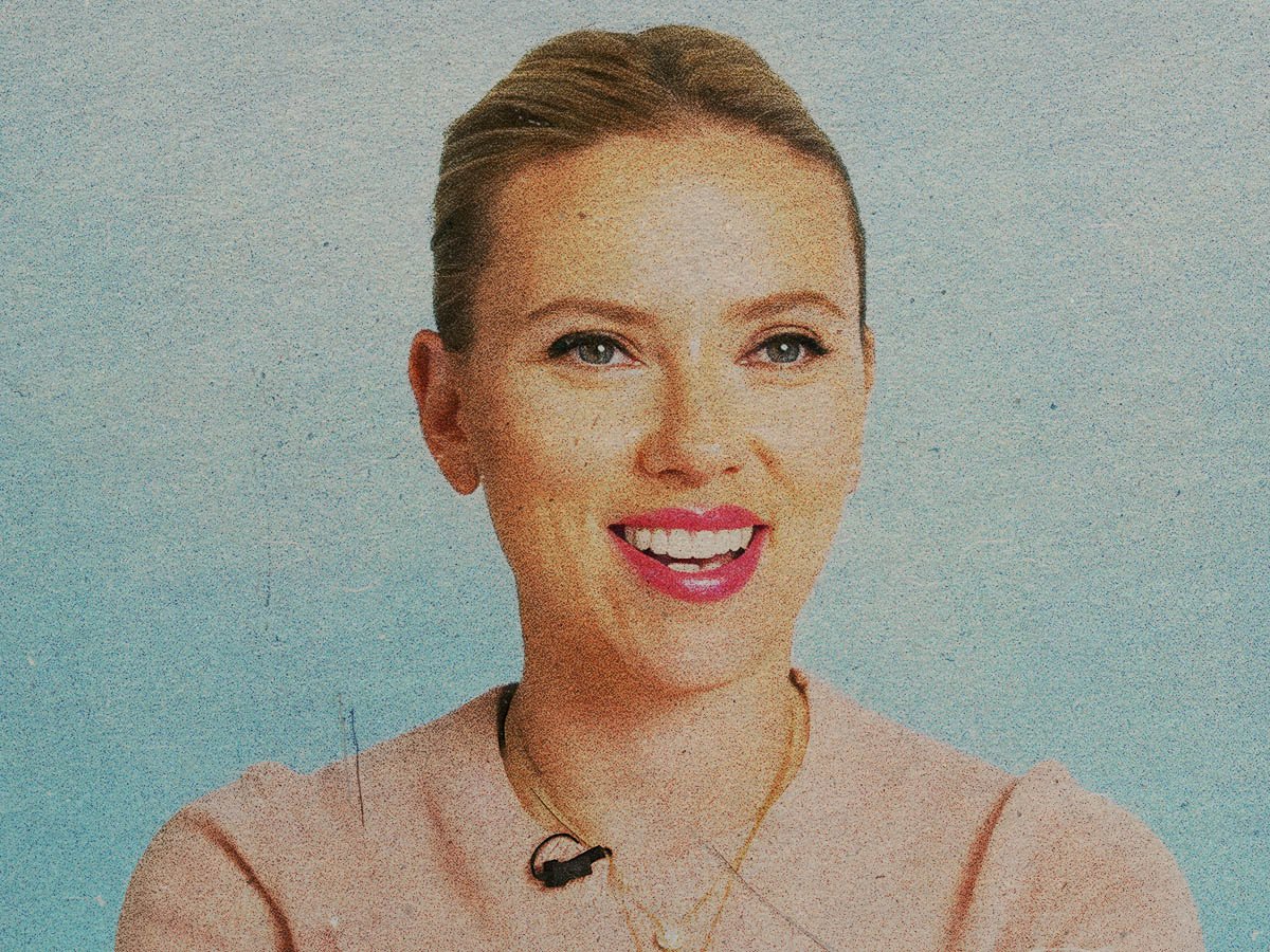 Scarlett Johansson Topless Movies hd wallpaper