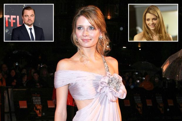 brady cjohn recommends Mischa Barton Wardrobe Malfunction