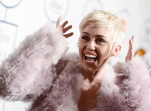 christopher werden recommends miley cyrus new leaked photos pic