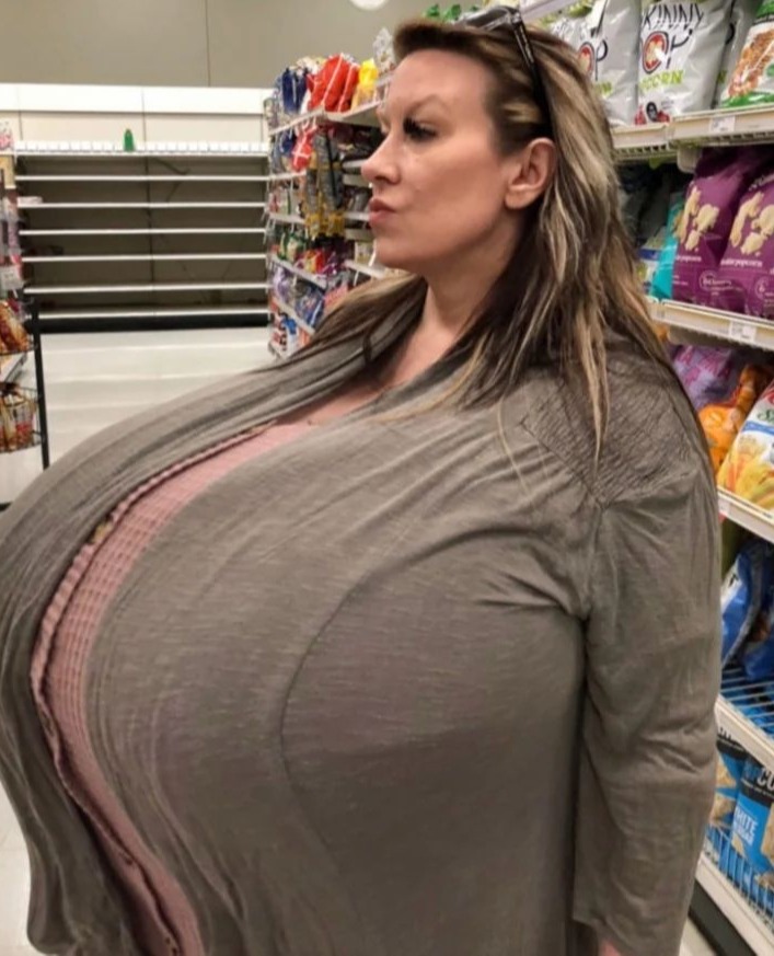 brigid wells recommends Big Tits Grocery Store
