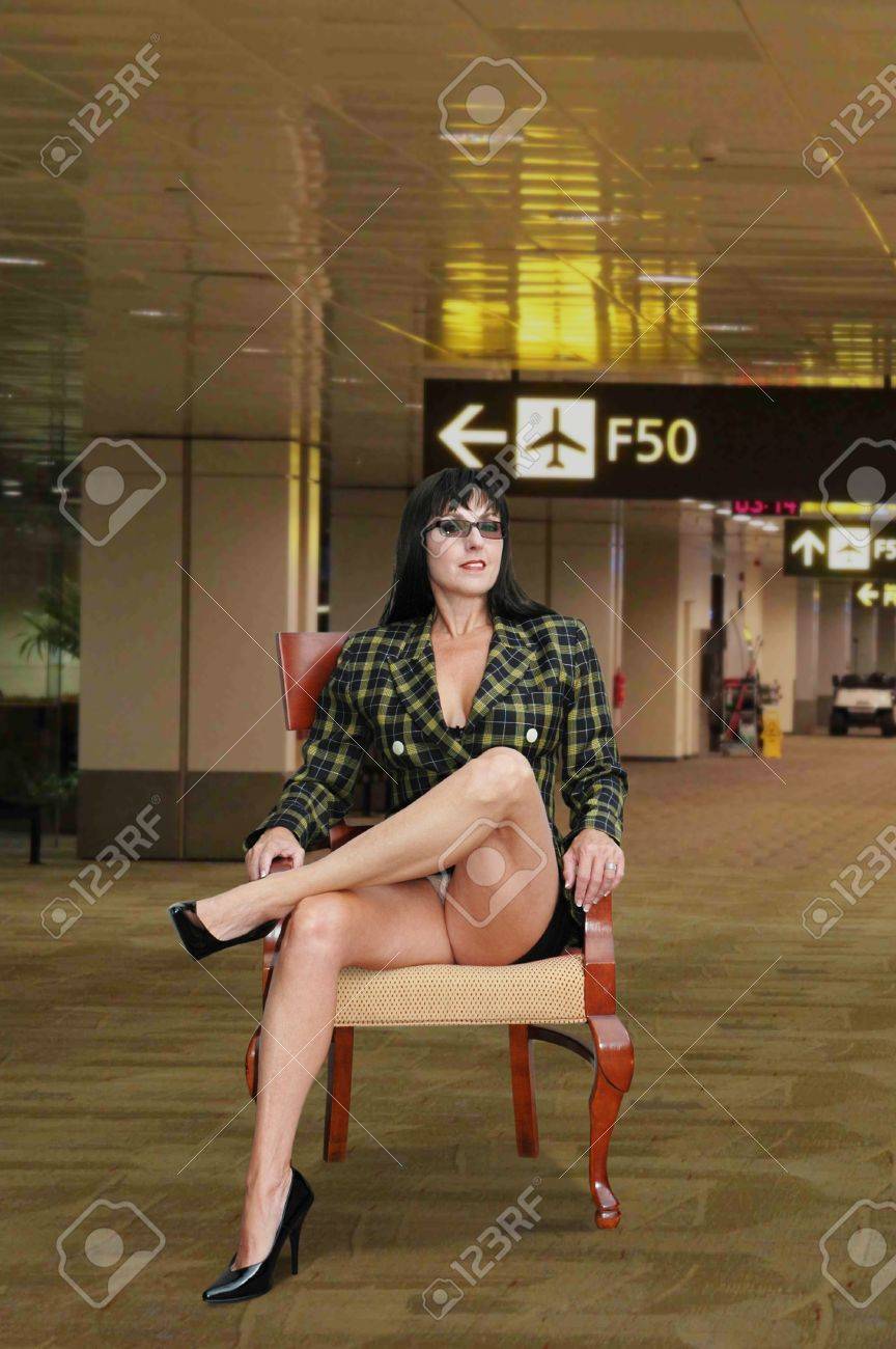 charlene rickard recommends Hot Airport Photos