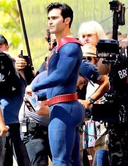 christopher hyman recommends tyler hoechlin booty pic