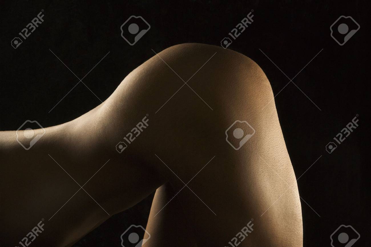 danielle cripe share nude woman bending over photos