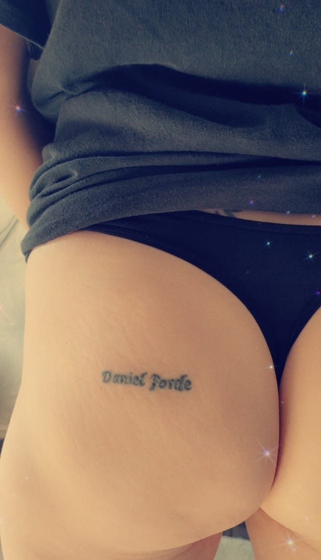 Female Butt Hole Tattoo a vacuum