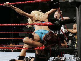 wwe torrie wilson stinkface