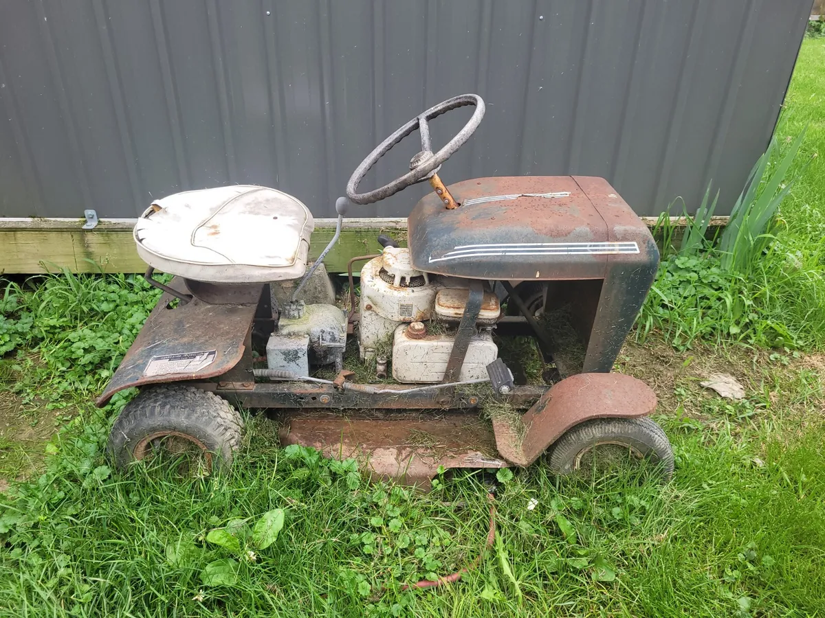alvina solangi recommends vintage lawn mowers for sale pic
