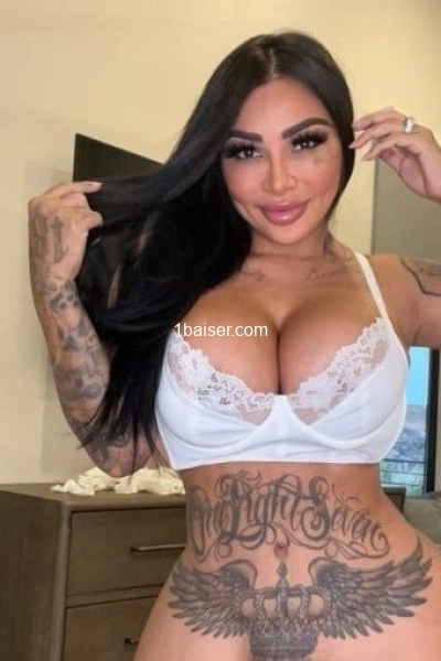 david overson recommends brittanya razavi cam girl pic