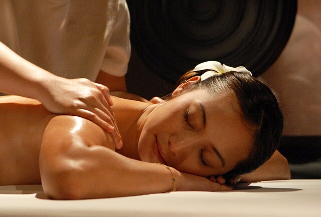 amy saia recommends Moms Massage Goes Too Far
