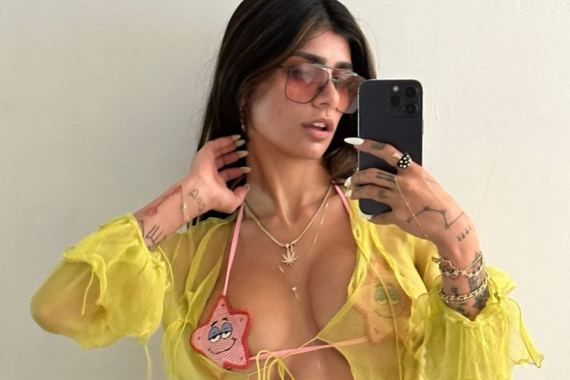 alley vargas recommends mia khalifa porn twitter pic