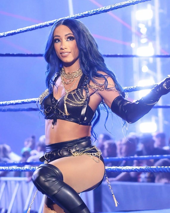 daqs daquioag share sasha banks sex photos