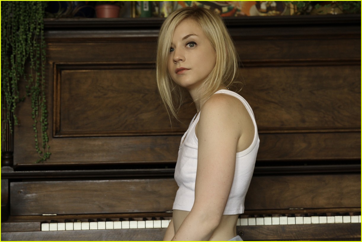 dave skoglund recommends emily kinney hot pic