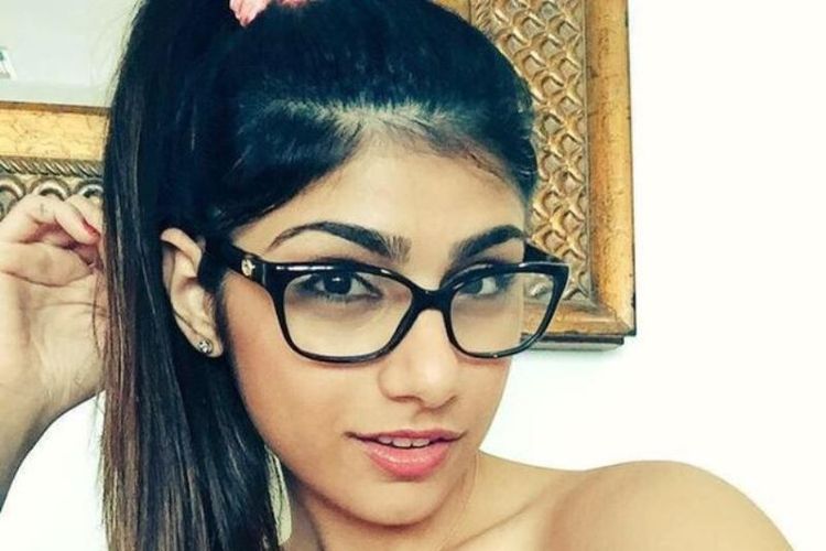 anindya putri recommends Mia Khalifa Fan Porn