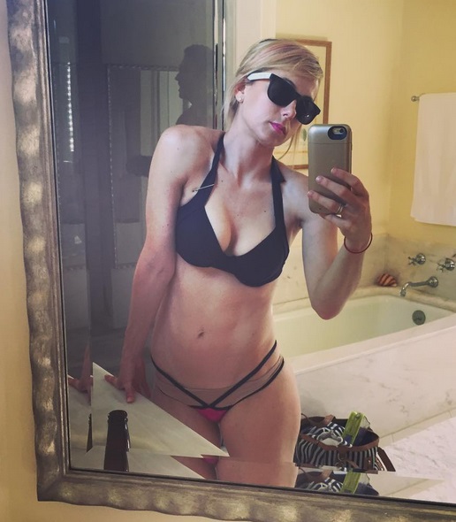 christie carpenter recommends Iliza Shlesinger Boobs