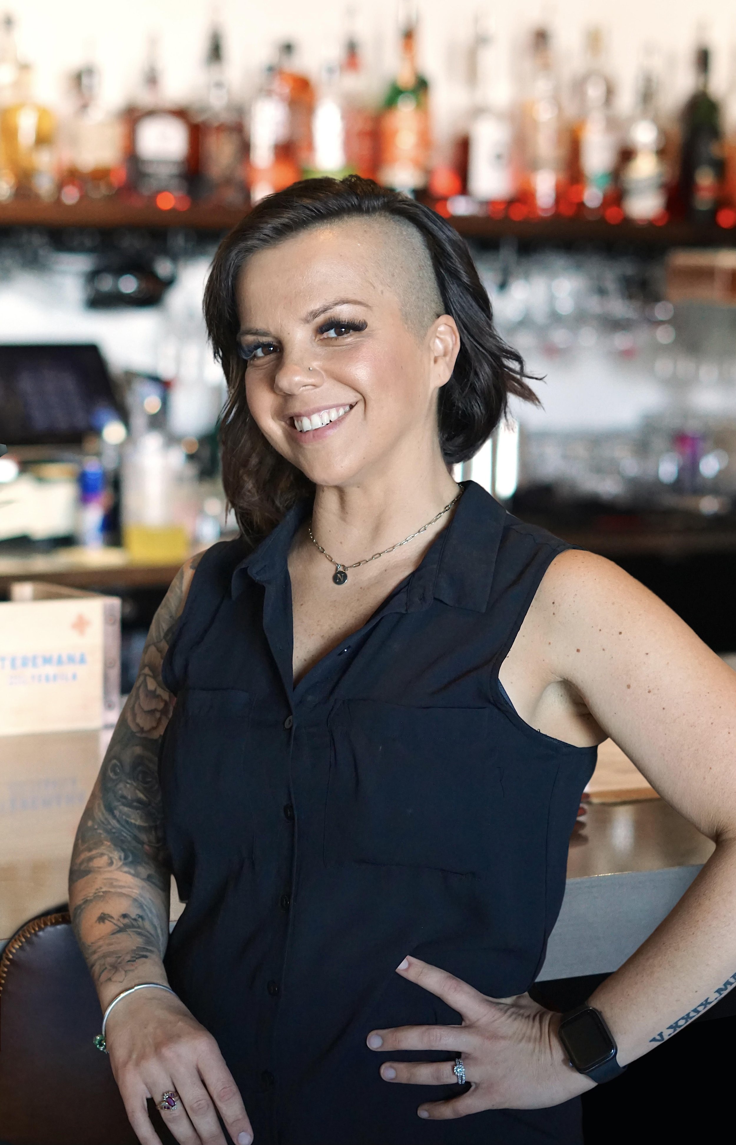 brian agoi recommends Lisa Marie Bar Rescue