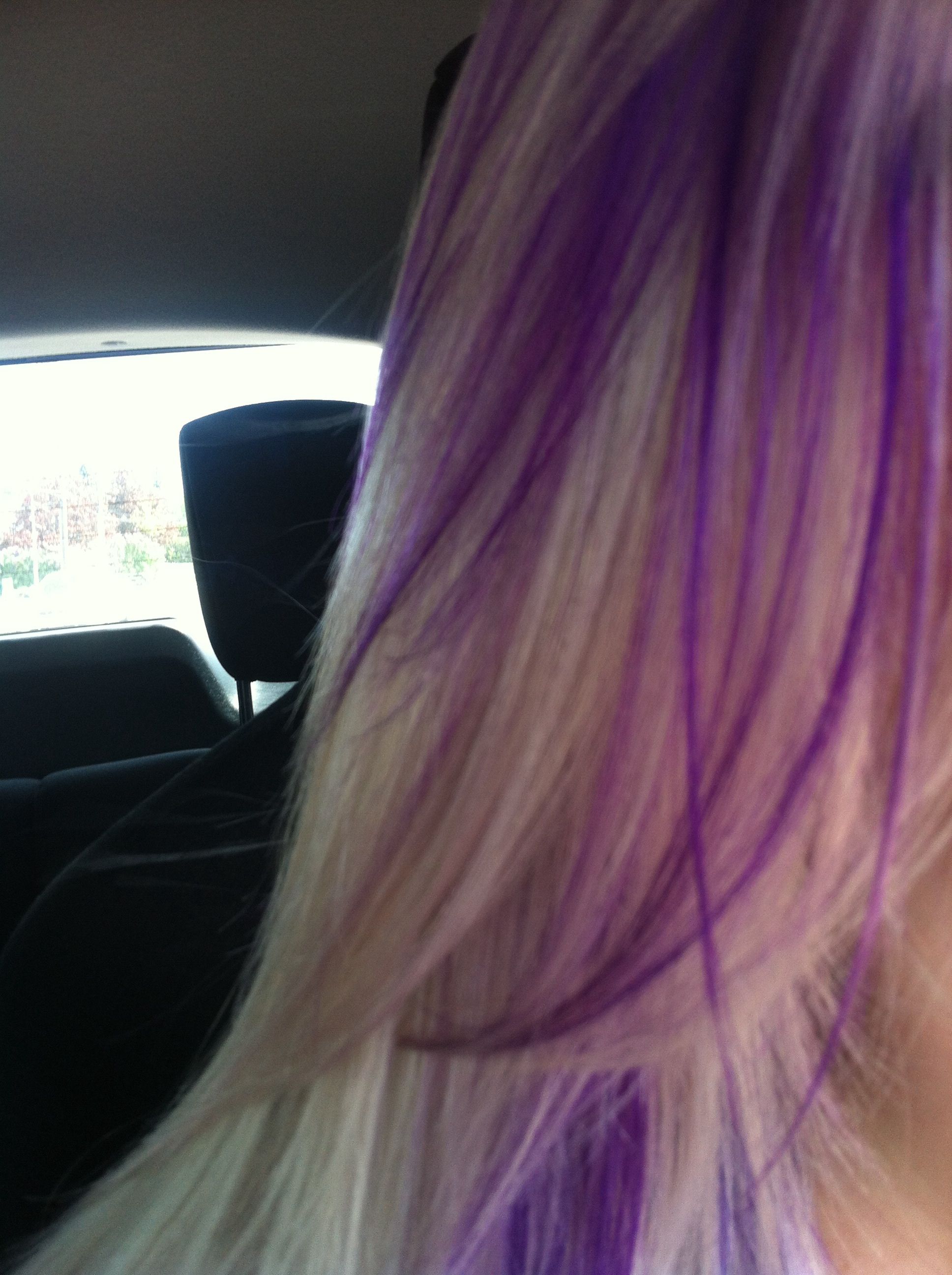 dora gomez recommends Purple Streaks In Blonde Hair Pictures