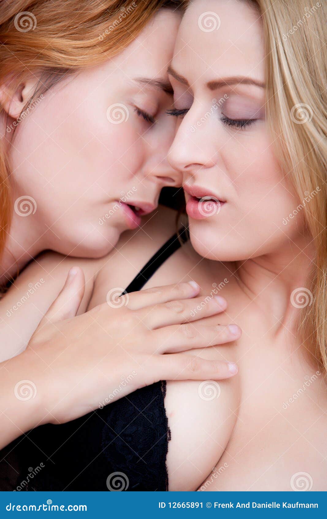 cindy cuomo add photo hot sexy teenage lesbians