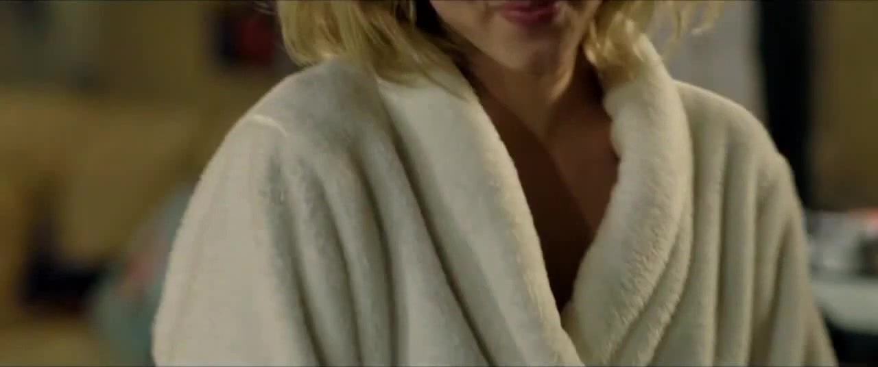 Ana De Armas Knock Knock Dance like abs