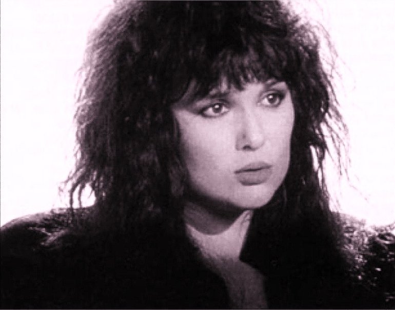 carolyn shin recommends ann wilson nude pic