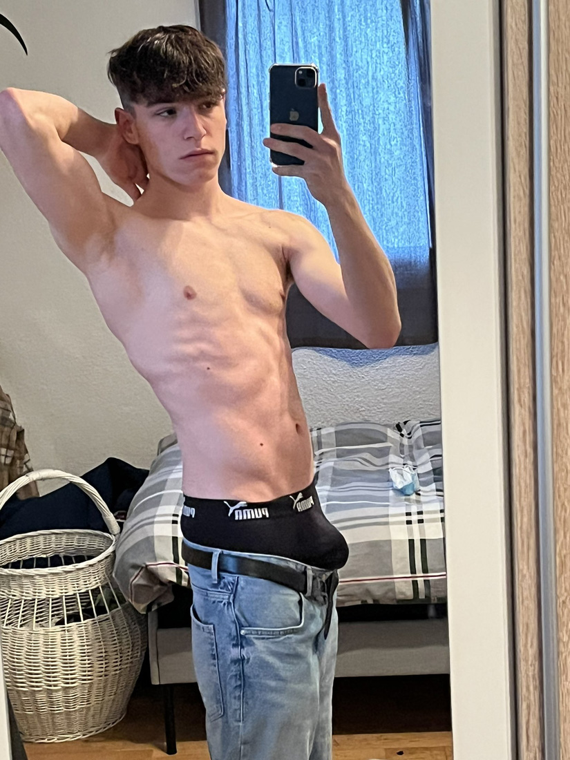 brody gray share guys in boxers porn photos