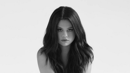 annelie schutte recommends selena gomez pussy lips pic