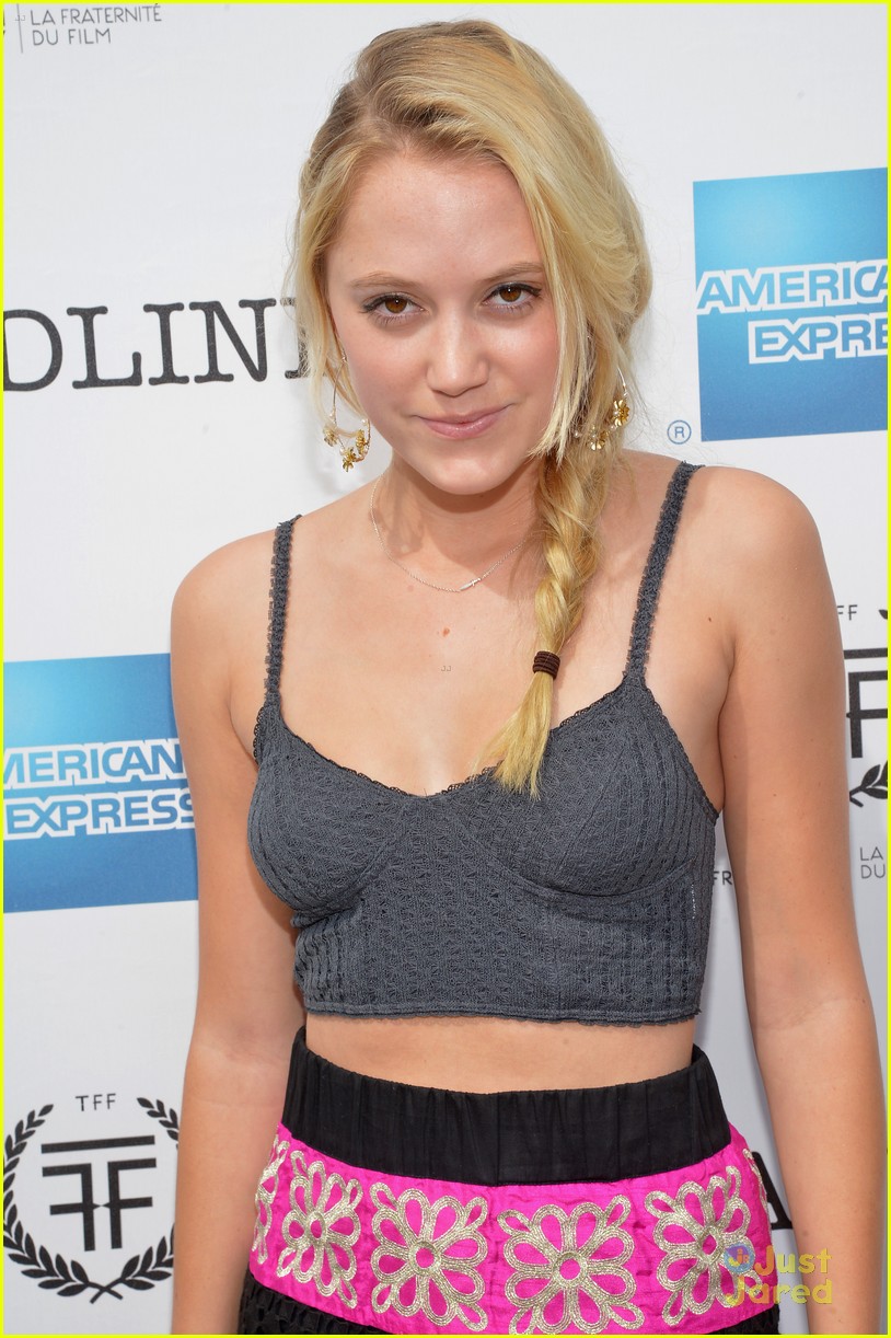 christy lowe recommends maika monroe naked pic