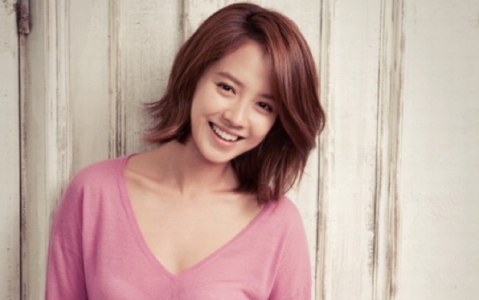 anel olalde recommends Song Ji Hyo Breast