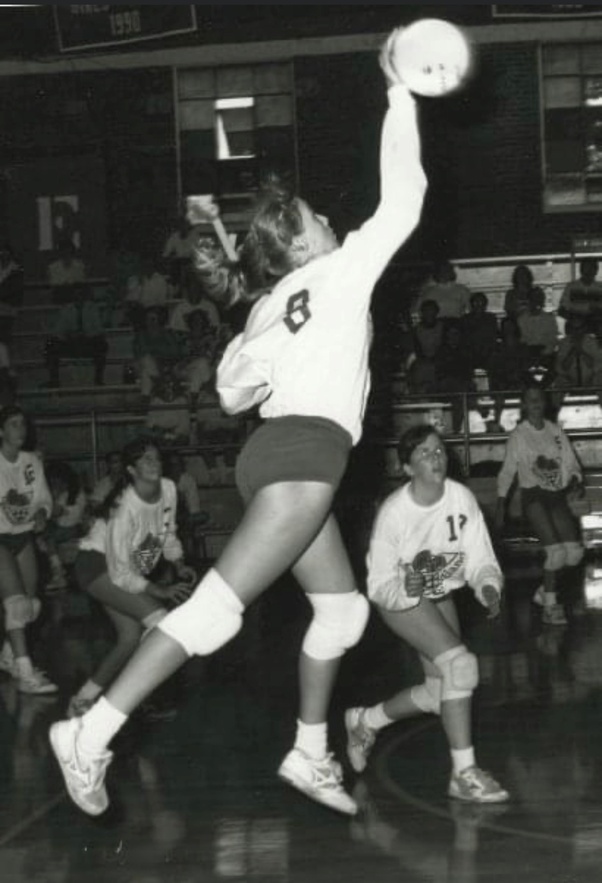 Volley Ball Girls In Spandex a cunhada