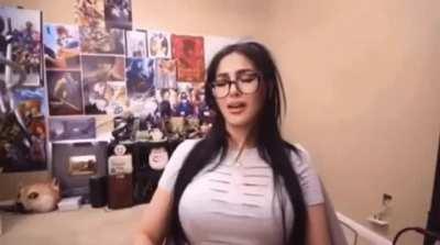 Sssniperwolf Big Tits till cum