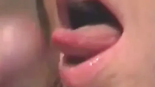 Close Up Cum Eating now guys