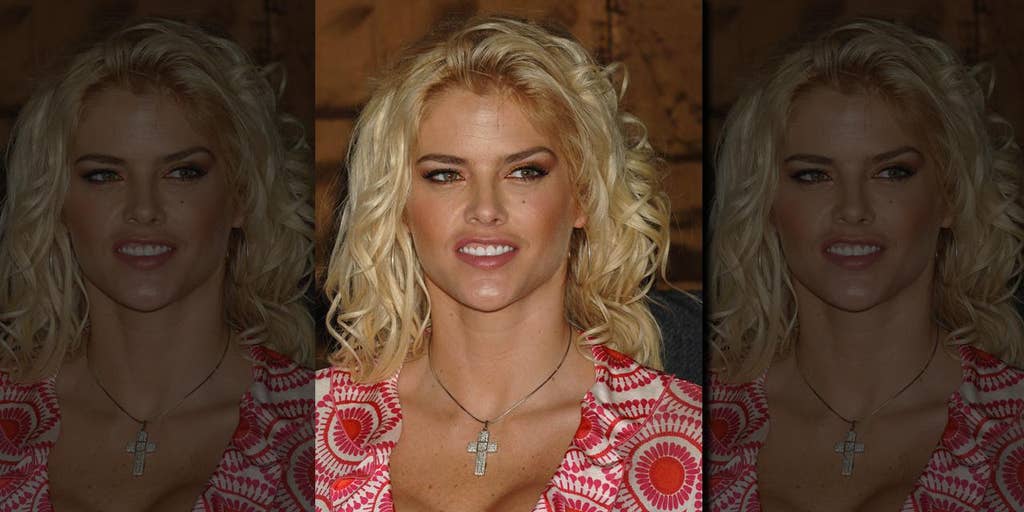 caleb vanderpool recommends anna nicole smith oops pic