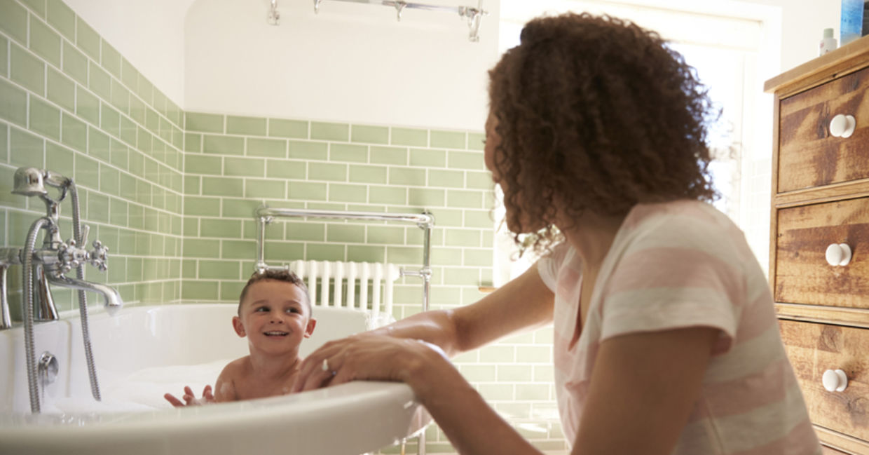 Best of Mom helps son bath