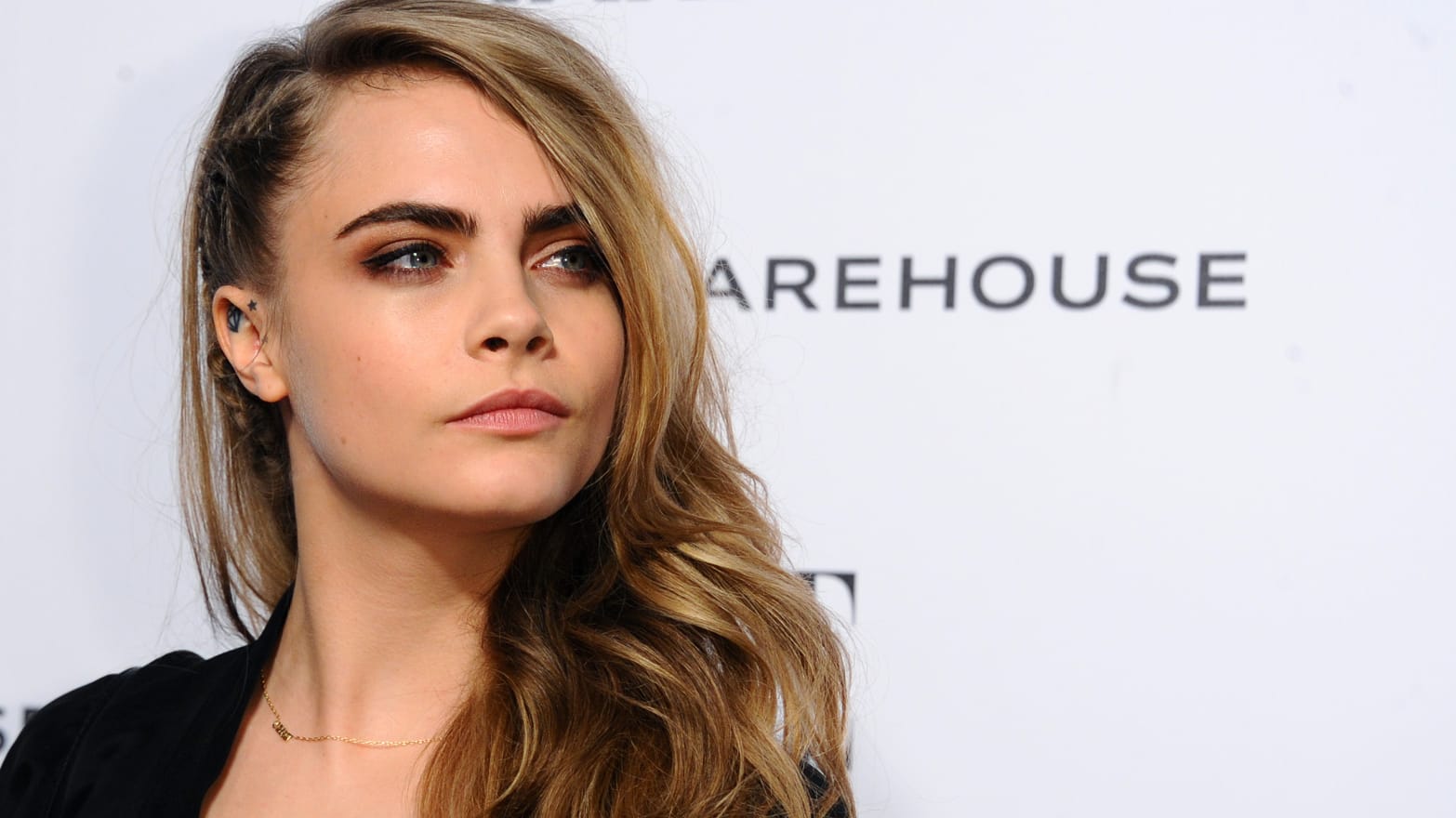 devika parmar recommends cara delevingne nude photos pic