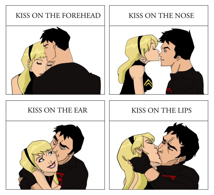 superboy and supergirl kiss